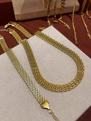 The Haseera Necklace & Bracelet Set